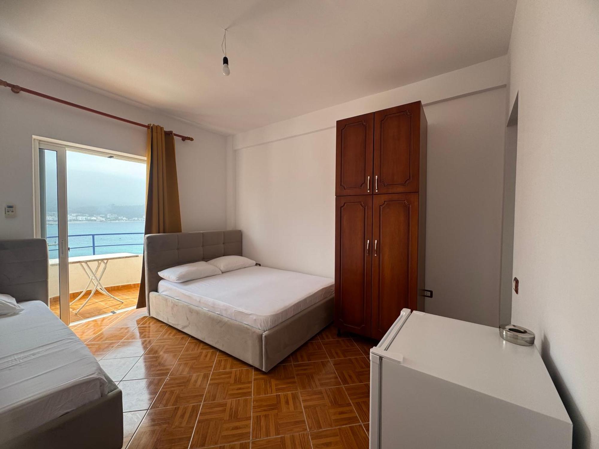 Room With Amazing Sea View Himarë Eksteriør billede